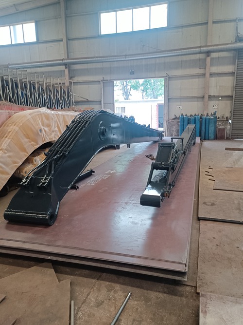 挖掘機(jī)加長(zhǎng)臂